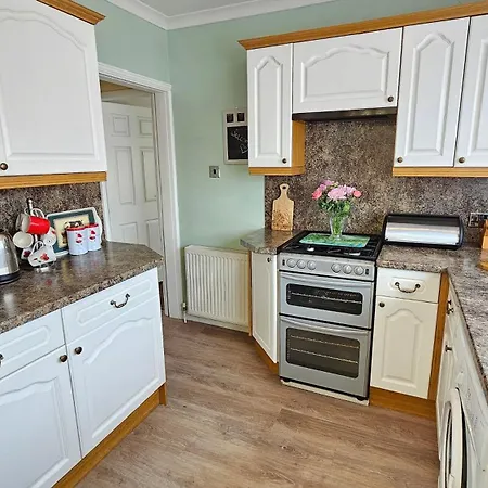 Beckside - Dog friendly one bed home York