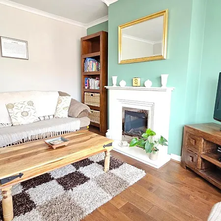 Beckside - Dog friendly one bed home * York