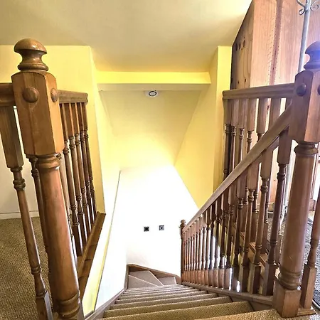 Beckside - Dog Friendly One Bed